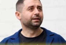 Арахамия: Одновременные выборы и референдум могут обеспечить легитимность плебисцита