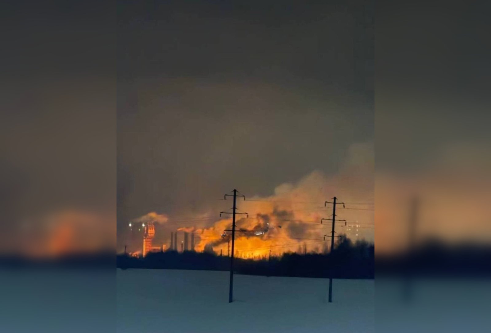 Дроны ударили по химзаводу «Дорогобуж» под Смоленском, который изготавливает взрывчатку (видео)