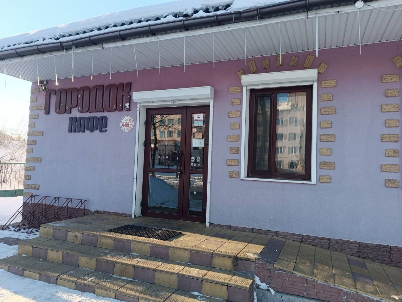 Бізнес у прифронтовій зоні: як родинне кафе на Чернігівщині зберігає енергостійкість