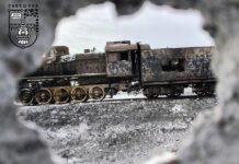 Історичний паровоз та вагон знищені ударом російської «Герані» на Чернігівщині