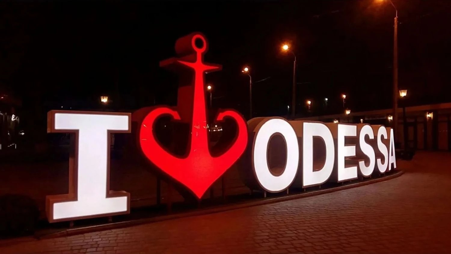 Внаслідок ворожих ударів по енергетичній інфраструктурі Одеси руйнування колосальні — ДТЕК