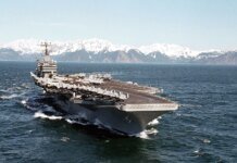 Американські військові збили іранський дрон, який наблизився до авіаносця USS Abraham Lincoln в Аравійському морі