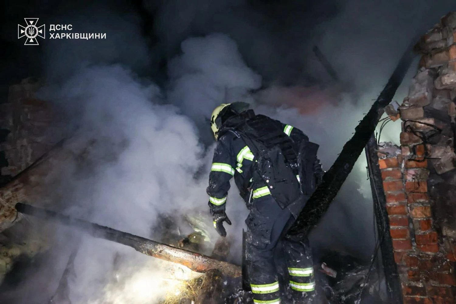 З-під завалів у Богодухові вилучили тіла чотирьох загиблих, серед яких троє дітей – ДСНС