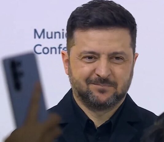 Українська армія найсильніша у Європі, і нерозумно тримати її поза НАТО — Президент