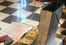 Працівника СБУ викрили на хабарі в 68 тис. доларів за зняття з розшуку та відстрочку від мобілізації