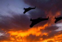 Ворог атакував Запоріжжя дронами, є поранені, спалахнула пожежа