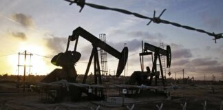 російська нафта продається з найбільшою знижкою за три роки через санкції — Bloomberg