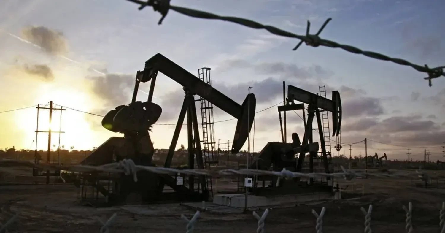 російська нафта продається з найбільшою знижкою за три роки через санкції — Bloomberg