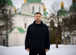 Зеленський звернувся до українців у роковини вторгнення з бункеру на Банковій, де працював на початку війни