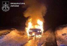 Ворожий дрон атакував цивільне авто на Сумщині, загинули люди
