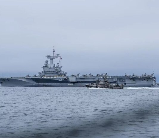 Швеція підтвердила, що дрон, який наблизився до французького авіаносця, був російським
