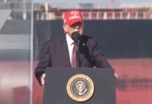 Трамп заявив що має неконституційне право втретє балотуватися в президенти