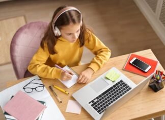 З 2 лютого школи Чернігова на дистанційці: як займатися, якщо немає світла