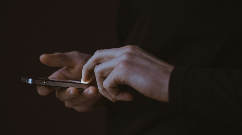 Фейкове оголошення про грошову допомогу коштувало чернігівцю 64 тисячі гривень