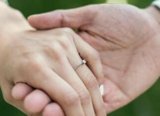 Шлюбу з 14 років в Україні не буде: Верховна Рада змінила скандальний законопроєкт