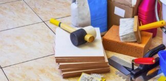 На Чернігівщині директора будівельної фірми звинувачують у розкраданні 200 тисяч гривень під час ремонту лікарні