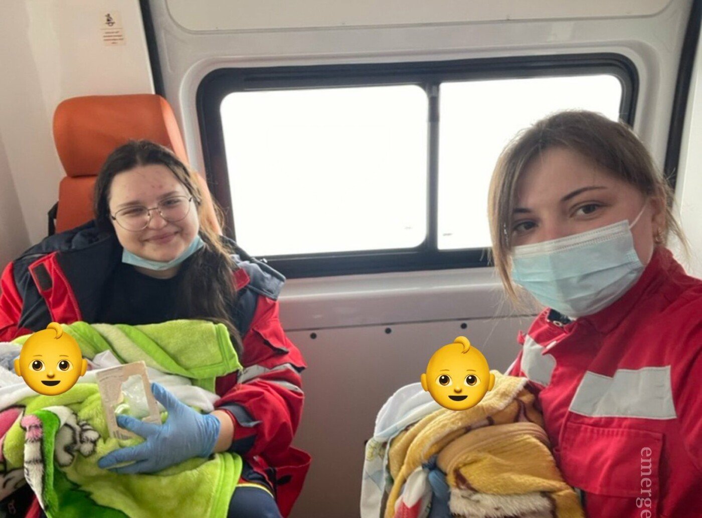 У Чернігові жінка вдома народила двійнят: першу дитину прийняли родичі, другу – медики «швидкої»