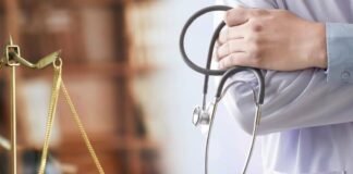 Виписали в стані септичного шоку: на Чернігівщині судитимуть двох лікарів через смерть пацієнтки