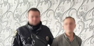 Завдав кілька ударів ножем у шию: на Чернігівщині чоловік вбив свого гостя