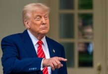 Деньги в обмен на название: Трамп потребовал, чтобы крупные аэропорт и вокзал в США переименовали в его честь