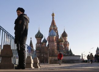 WaPo: финансисты предупредили Путина, что экономический кризис может наступить уже летом