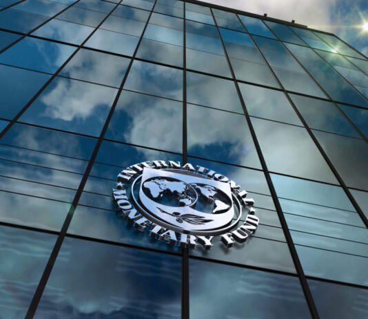 МВФ одобрил новую кредитную программу для Украины: $8,1 млрд на четыре года