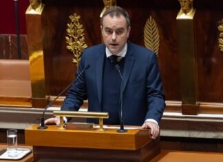 Франция наконец приняла бюджет-2026: правительство Лекорню избежало отставки