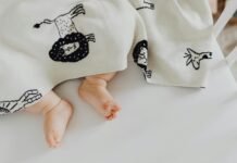 Минсоцполитики планирует разрешить оформлять «детские» выплаты онлайн в ближайшее время