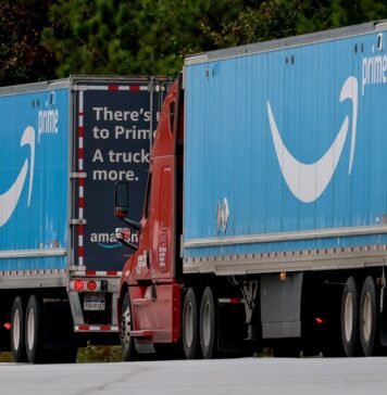 Amazon стал крупнейшей компанией мира по выручке, обогнав Walmart