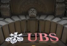 В UBS посоветовали инвестировать в строителей, а не кодеров