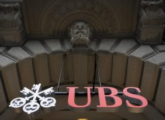 В UBS посоветовали инвестировать в строителей, а не кодеров