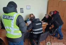 Викладачів одного з вишів Чернігова підозрюють в організації корупційної схеми ухилення від мобілізації