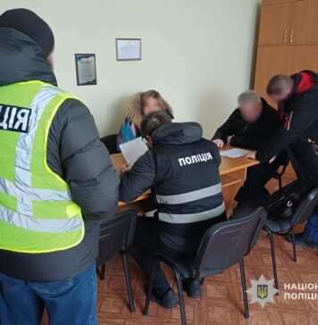 Викладачів одного з вишів Чернігова підозрюють в організації корупційної схеми ухилення від мобілізації