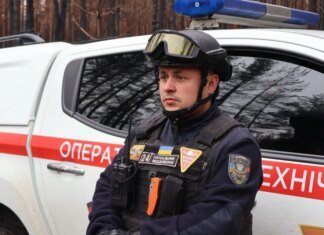 «Інколи рятує буквально диво»: як піротехніки ДСНС Чернігівщини знешкоджують ракети і шахеди