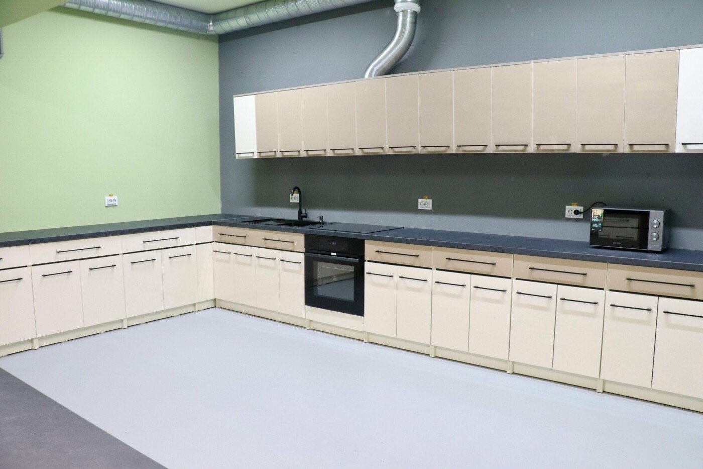 Куликівський професійний аграрний ліцей відновлює очне навчання завдяки новому укриттю