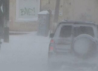 У Чернігові прогнозують до 32 см снігу: місто готується до потужного снігопаду