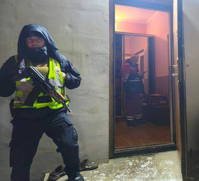 «Произошла трагедия»: на Львовщине нашли застреленными отца и двух детей