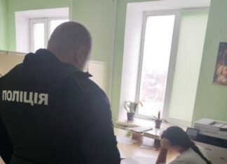 Брала гроші від ухилянтів за фіктивні діагнози: на Чернігівщині викрили лікарку ВЛК