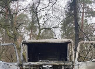 СБУ викрила на Чернігівщині підпалювача, який на замовлення рф знищив військове авто та намагався втекти за кордон (Фото)