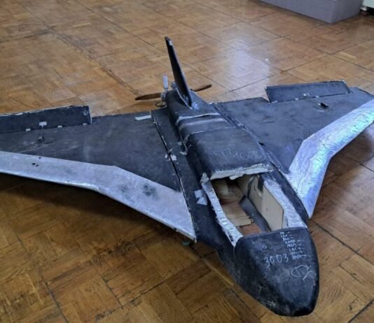 До колекції історичного музею передали безпілотник, збитий над Чернігівщиною (Фото)