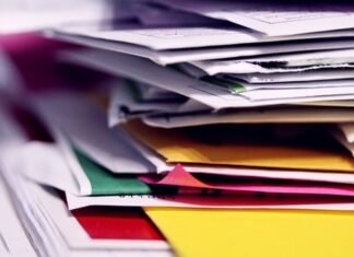 Общественные организации призывают отказаться от идеи референдума по мирному договору