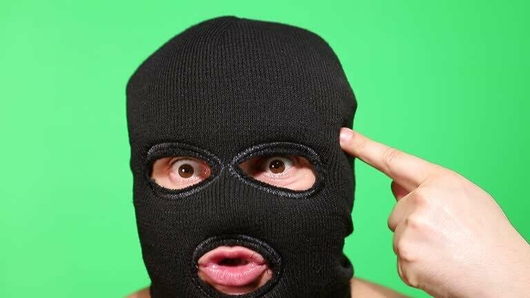 На Чернігівщині 15-річний школяр погрожував фізичною розправою учням і вчителям