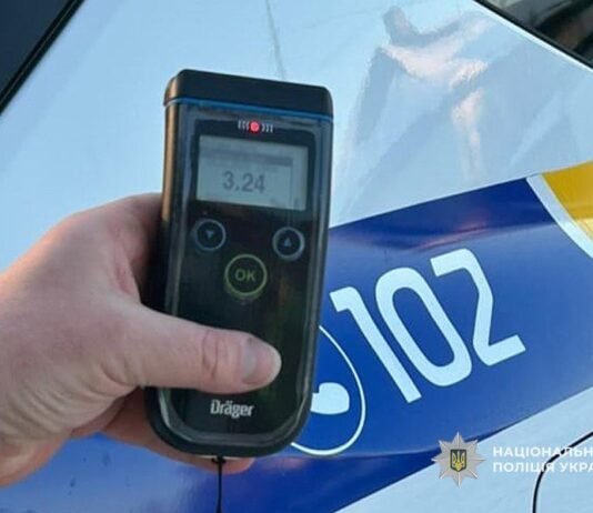«Під мухою» за кермо: на Чернігівщині 52-річний водій перевищив норму алкоголю у 16 разів