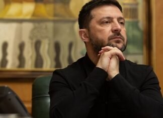 КМИС: 61% украинцев доверяют Зеленскому, однако растет часть тех, кто доверяет ему, опираясь на «государственную позицию»