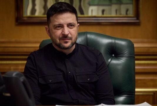 Зеленский обсудил с фон дер Ляйен работу над документами по гарантиям безопасности и плану восстановления