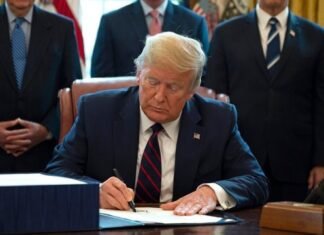 Трамп подписал указ, позволяющий вводить пошлины в отношении стран, сотрудничающих с Ираном