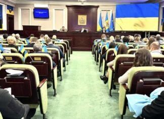 Киевский облсовет принял решение относительно деятельности УПЦ (МП), в области действует более 300 ее общин — депутат