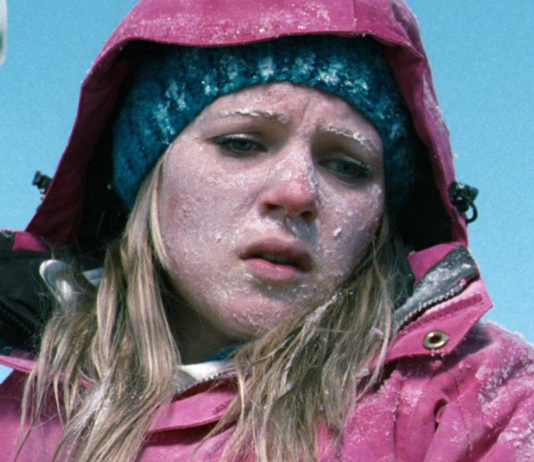 Победить лютый холод: 6 фильмов о выживании в самые темные времена