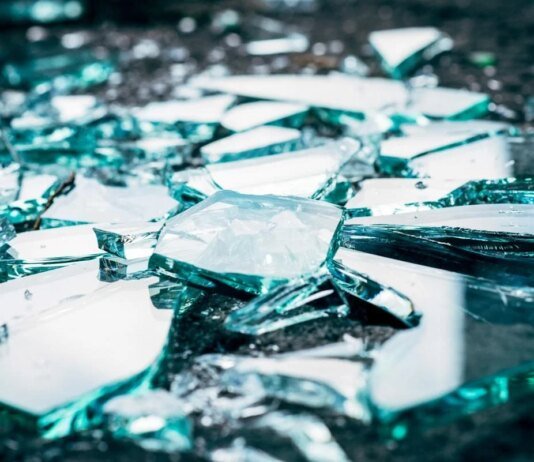 Ворог атакував підприємство у Чернігові