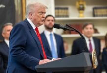 «Путин сдержал свое слово»: Трамп отреагировал на нарушение РФ энергетического перемирия (видео)